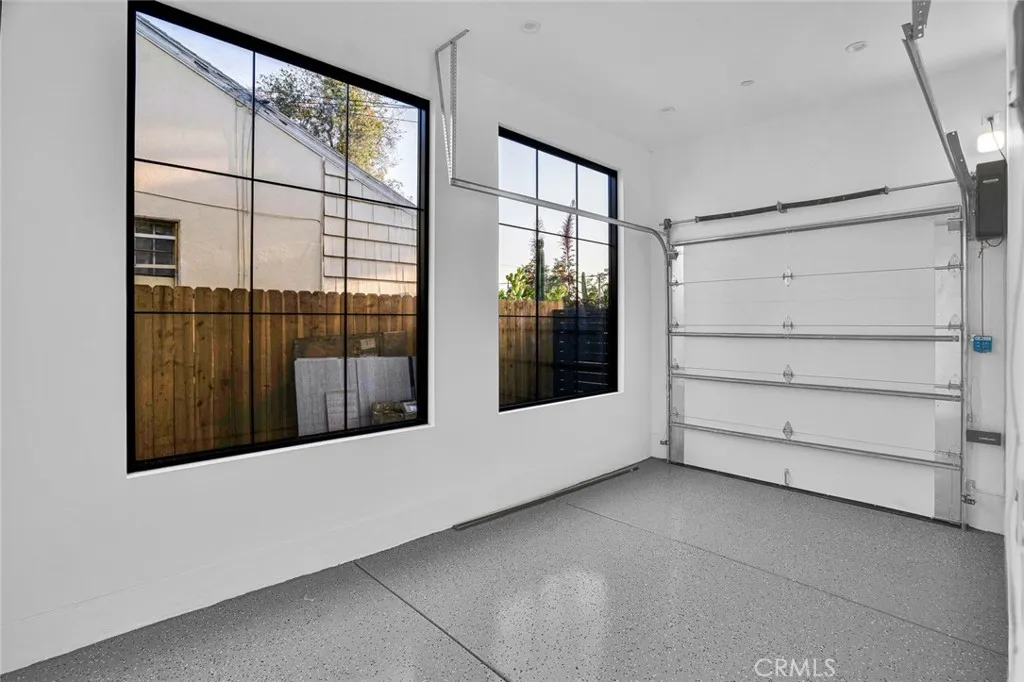 6010 Lasaine Avenue, Encino, California 91316 home-pic-32